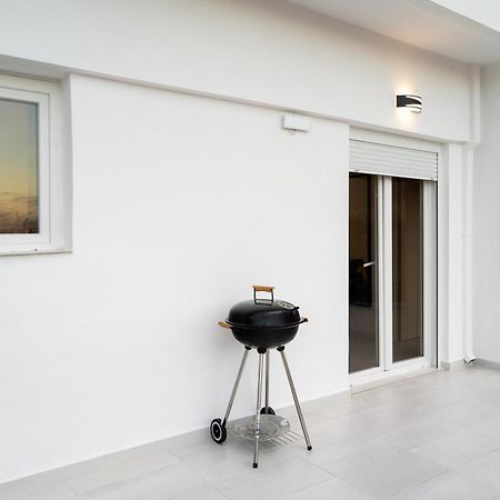 Hydra Apartment Патра Экстерьер фото